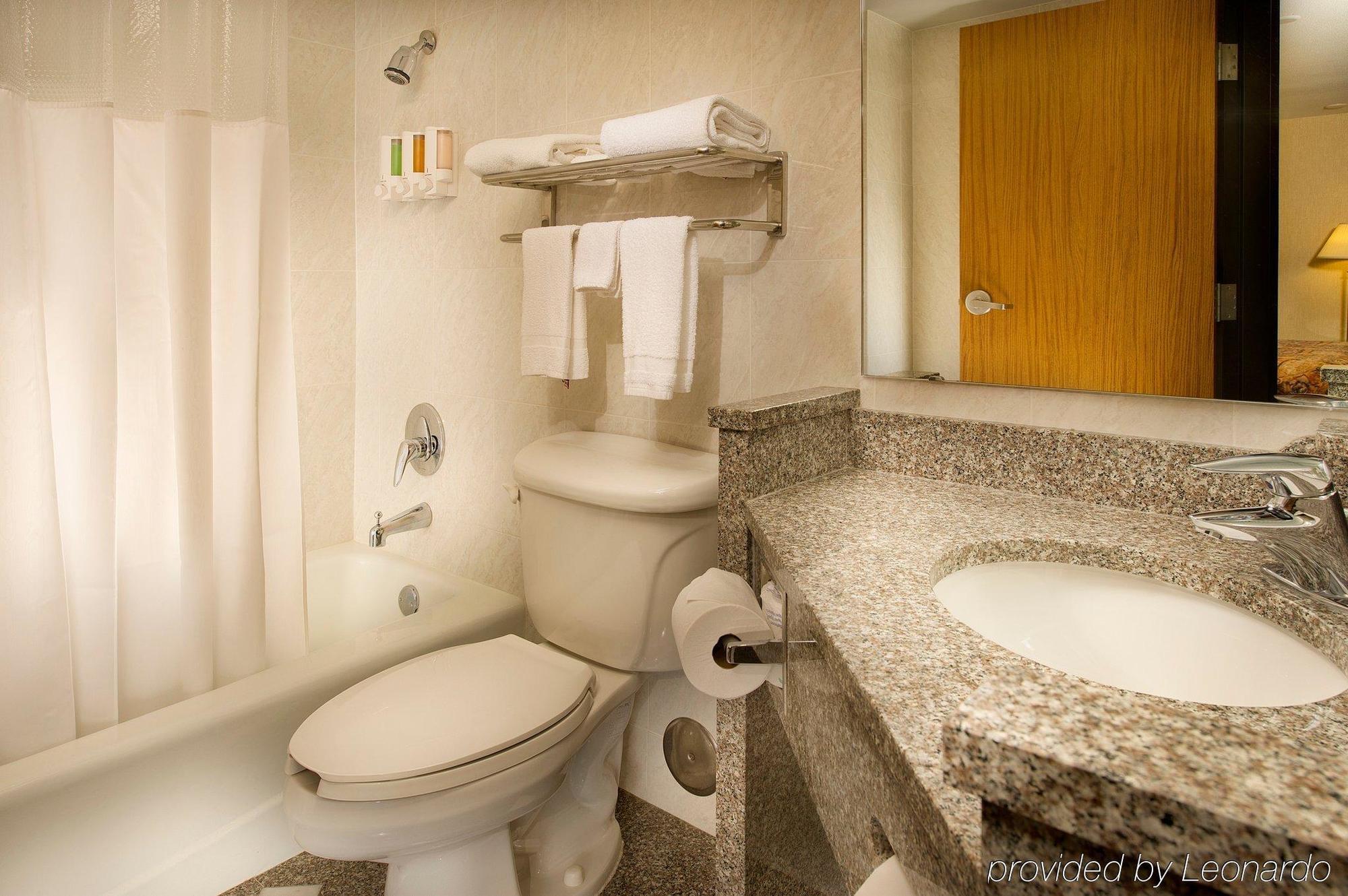 Pear Tree Inn Kansas City Overland Park Ngoại thất bức ảnh